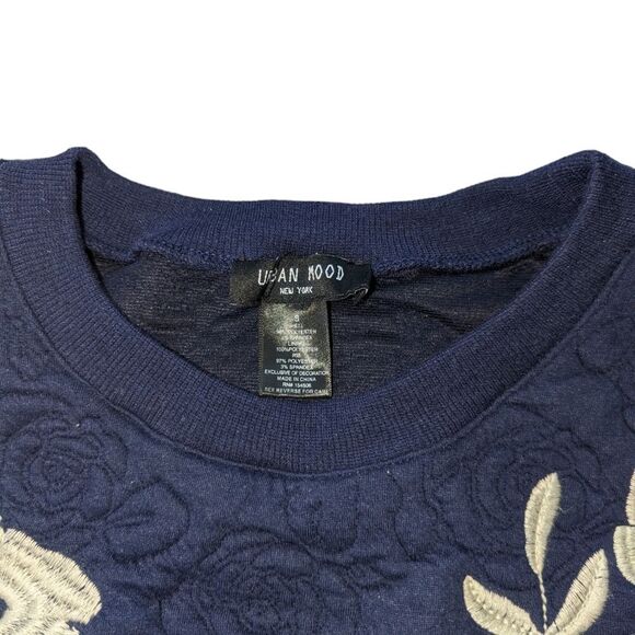 🛍️Urban Mood Blue and White Embroidered Crew Neck Sweatshirt - Picture 3 of 5